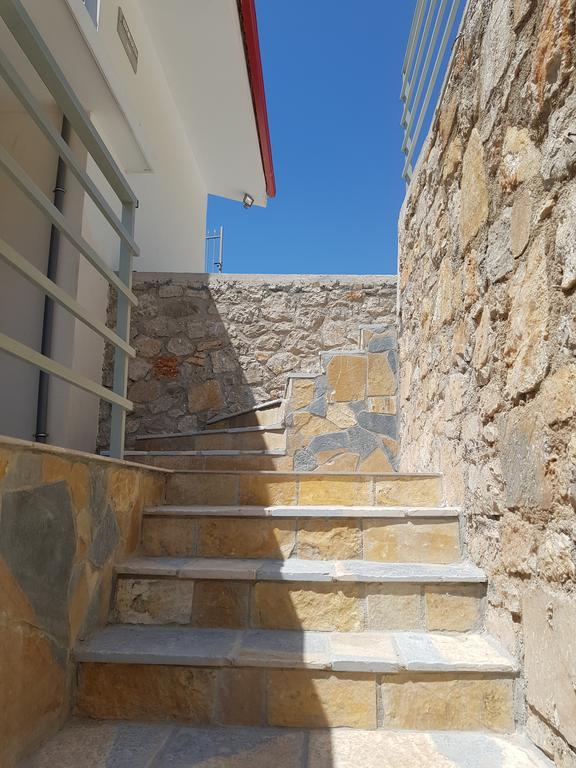 Gasthaus Vila Tatjana Vuno Exterior foto